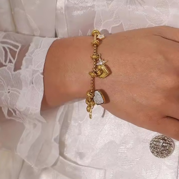 Star Heart 18K Gold Stainless Steel Waterproof Charm Slider Bracelet - Picture 7 of 9